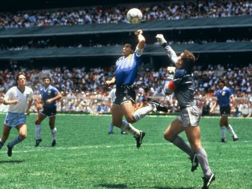 Dalla mano de dios all'orgasmo da sogno. Eterno Brasile-Argentina nel nome di Diego