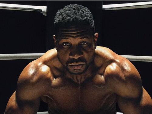Ha cercato di strangolare una 30enne: nei guai Jonathan Majors, star di Creed III
