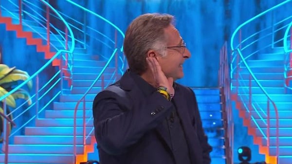 "God save the Champions". E Bonolis ride per la clamorosa gaffe