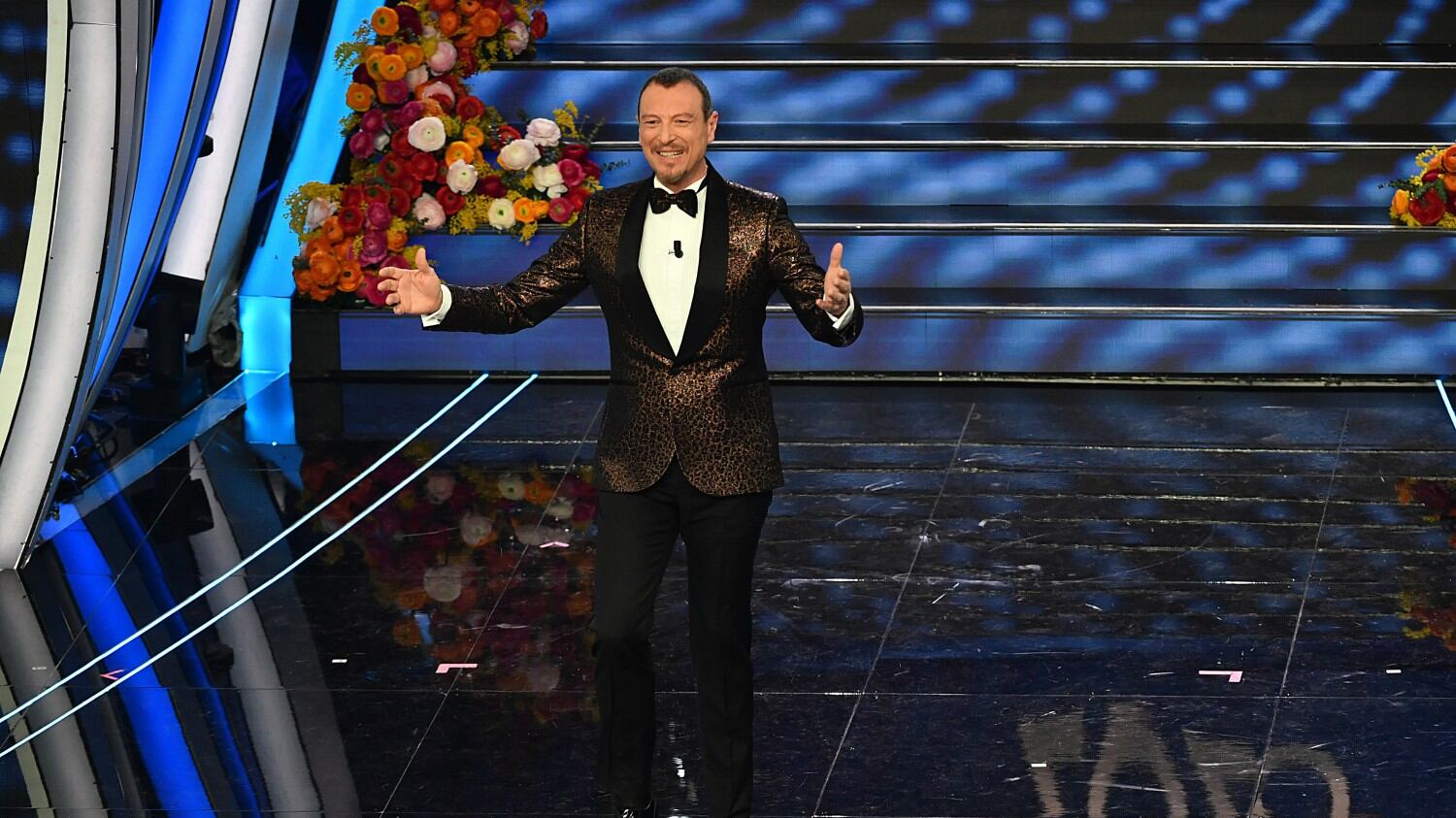 Ma ormai a Sanremo la canzone è solo il contorno
