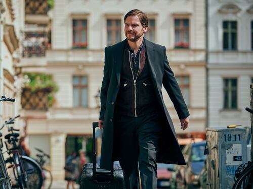 Taormina, il festival del cinema se lo aggiudica Daniel Brühl. Matilda De Angelis migliore attrice per "Atlas"