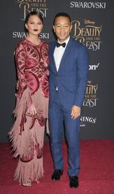 Chrissy Teigen, le foto 13