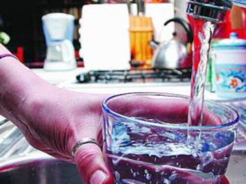 Brindisi, ladri di acqua: denunciate quaranta persone per allacci abusivi