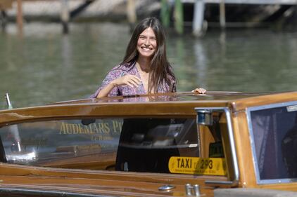Bianca Balti bellissima a Venezia 6