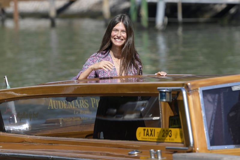 Bianca Balti bellissima a Venezia 6