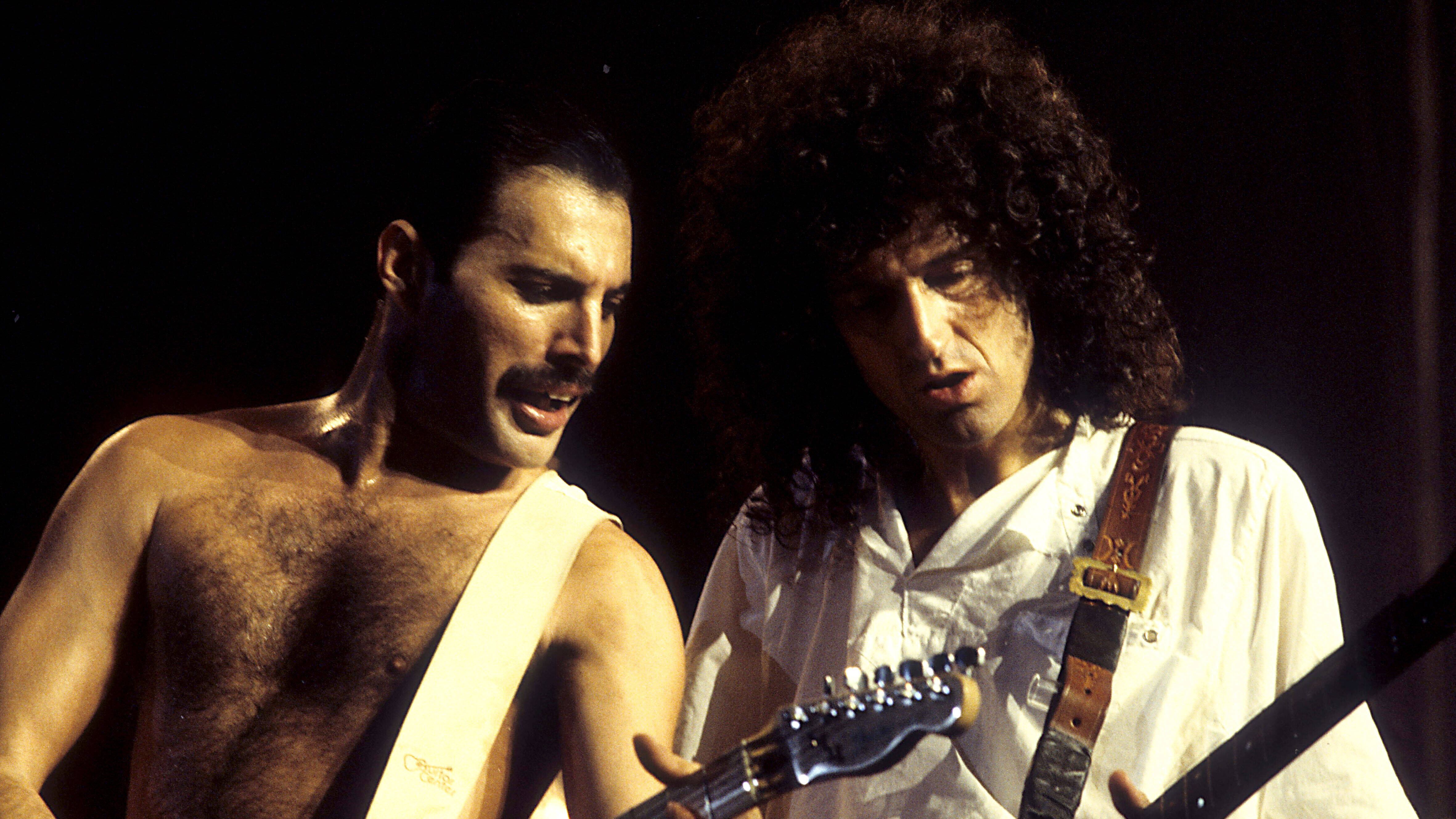 Dieci aneddoti che dovete assolutamente conoscere su Freddie Mercury