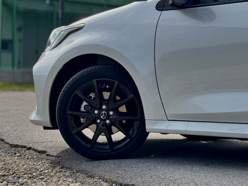 Mazda2 Hybrid 2025: guarda la gallery della citycar giapponese super efficiente 5