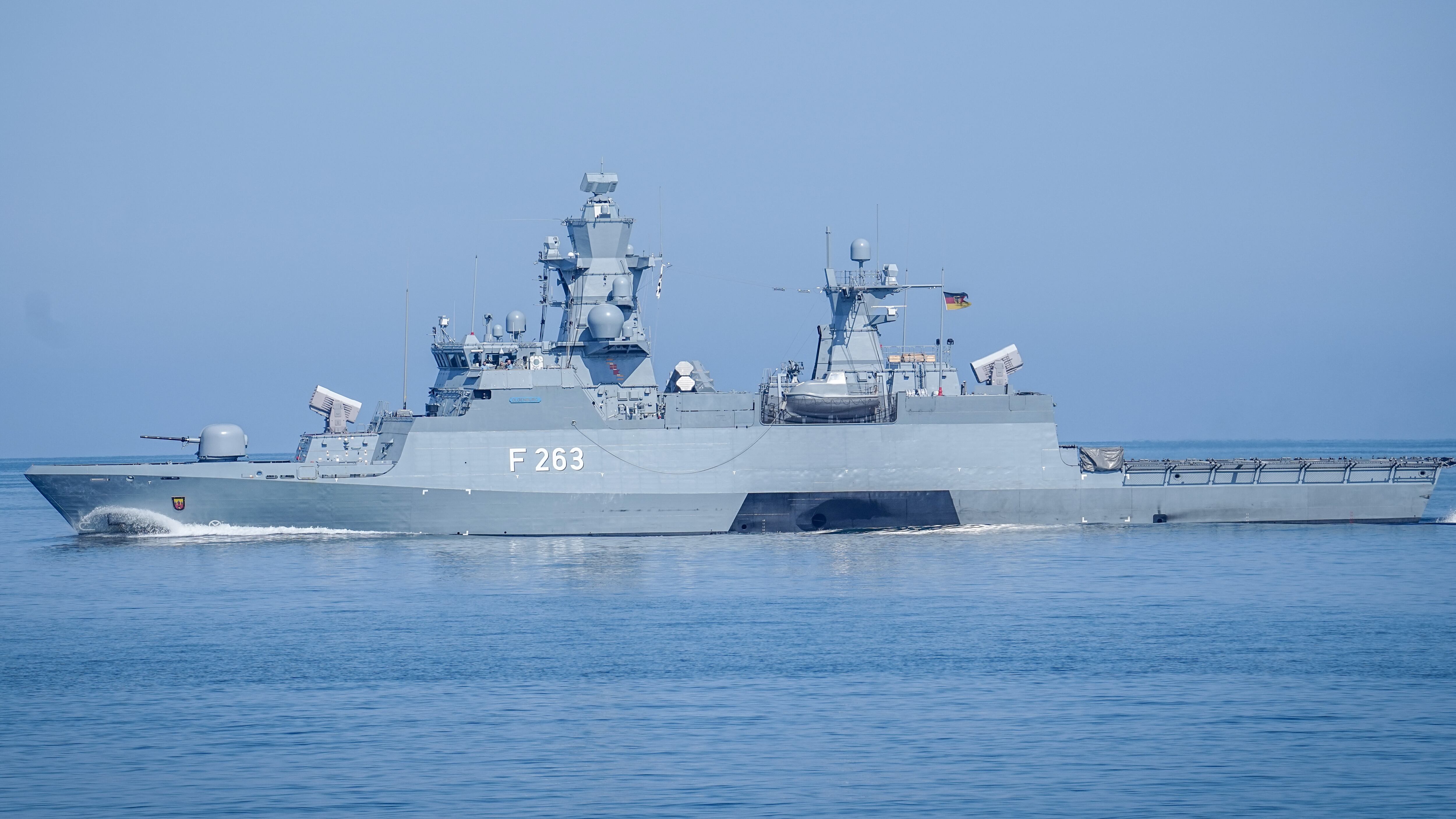 "L'Italia è pronta a far la sua parte". La Ue prepara la missione navale nel Mar Rosso