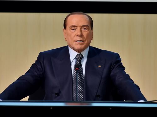 Il Cav chiude alle larghe intese: "Matteo Renzi? Ci ha deluso"