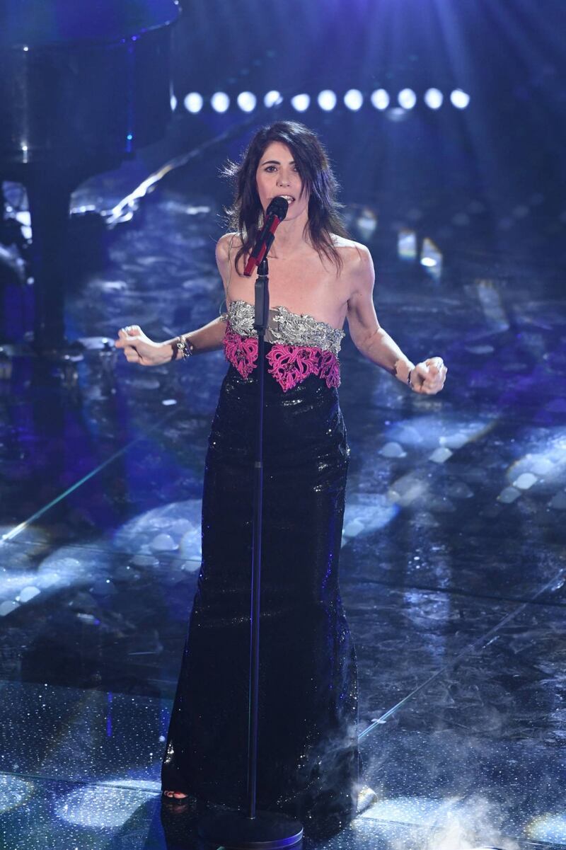 Sanremo, la mossa sexi di Giorgia per non perdere l'abito 11