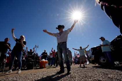 "Take Our Border Back": la marcia del patrioti per i confini Usa 12