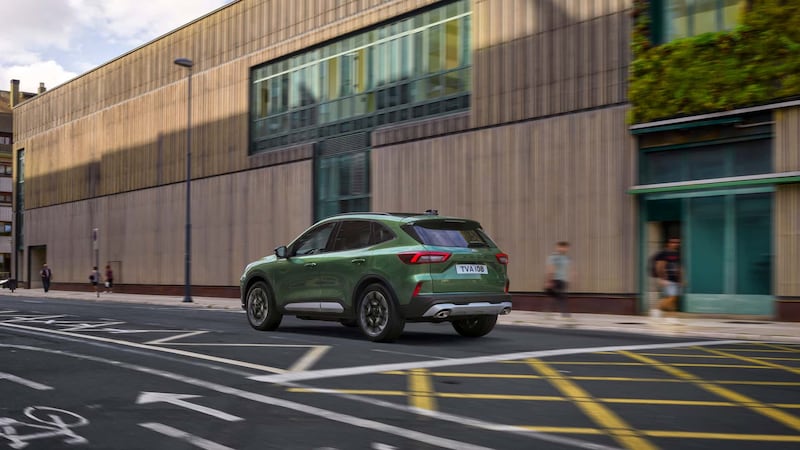 Nuova Ford Kuga restyling, guarda tutte e foto 13