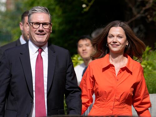 Victoria Starmer, chi è la nuova first lady britannica “low profile”