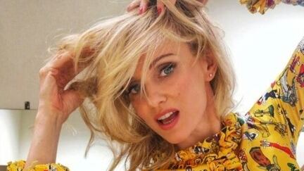 Justine Mattera mozzafiato in déshabillé su Instagram