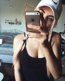 Roshelle, la cantante sexy che ha fatto impazzire Fedez 20