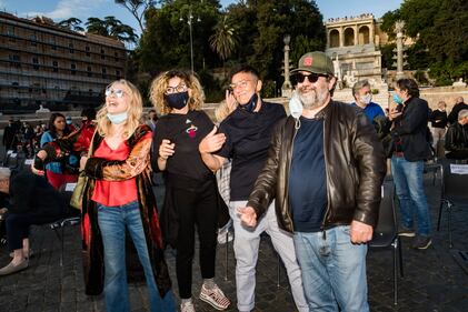 Vivi Live: Primo evento live post lockdown. Lo spettacolo torna in scena 10