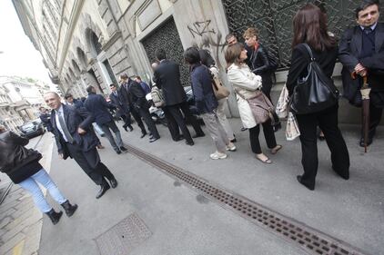 Evacuata la sede Consob di Milano 2