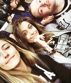 Cara Delevingne e Paris Jackson, foto sexy 15