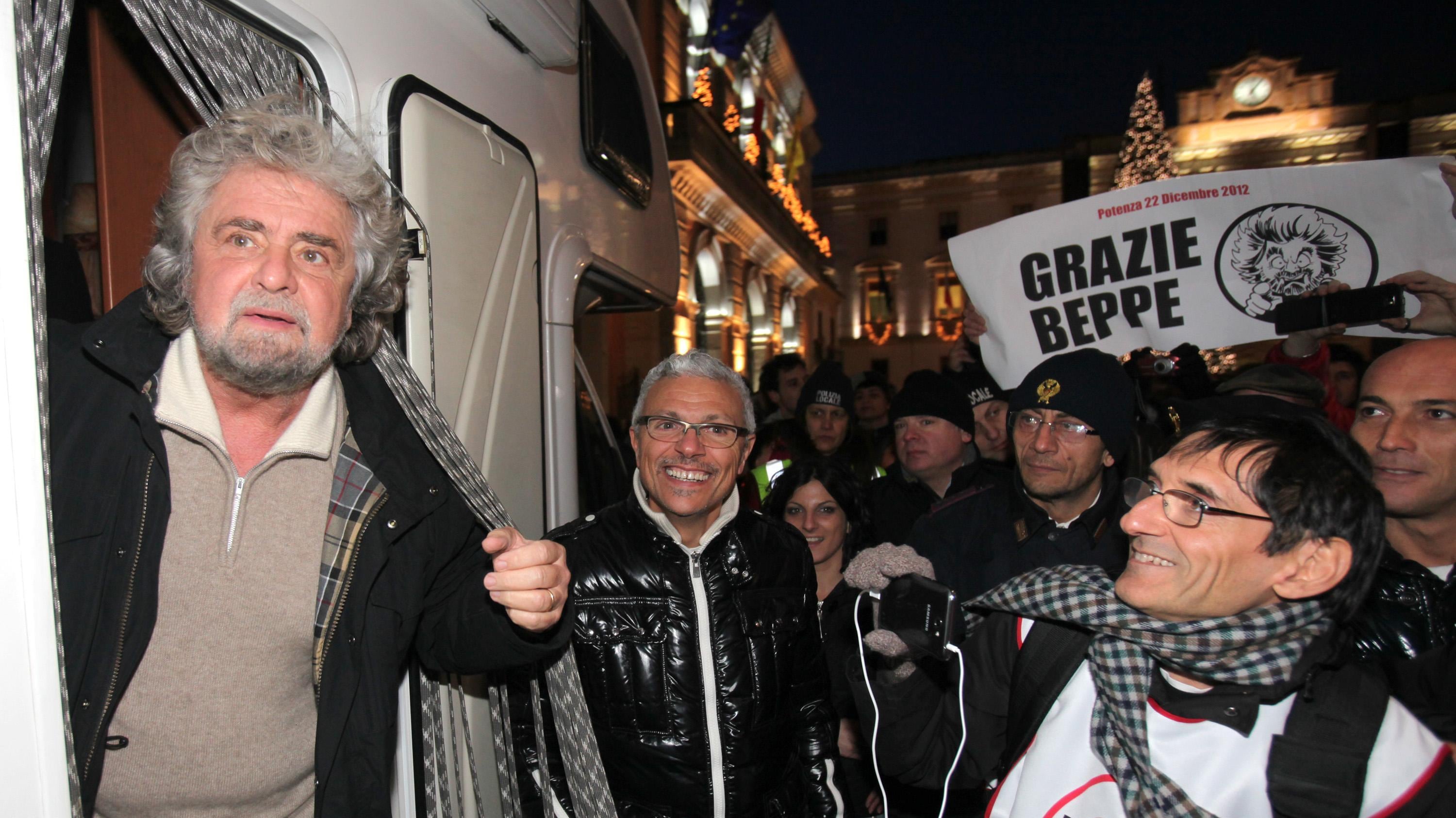 Diffamazione, Grillo pagherà 50mila euro a Berlusconi