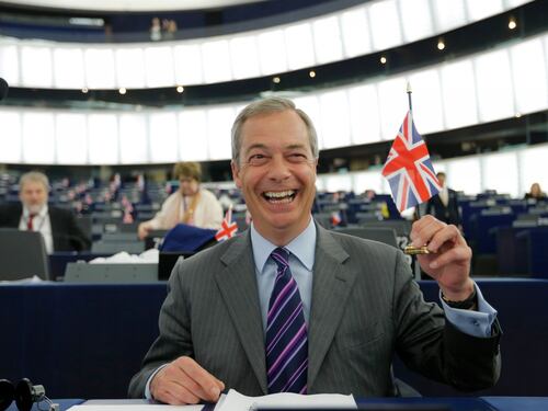 Brexit, Farage: "Con Beppe Grillo distruggeremo l'Unione europea"