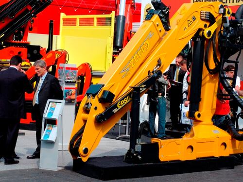 Logistica e autotrasporto: crescita con più infrastrutture e meno burocrazia