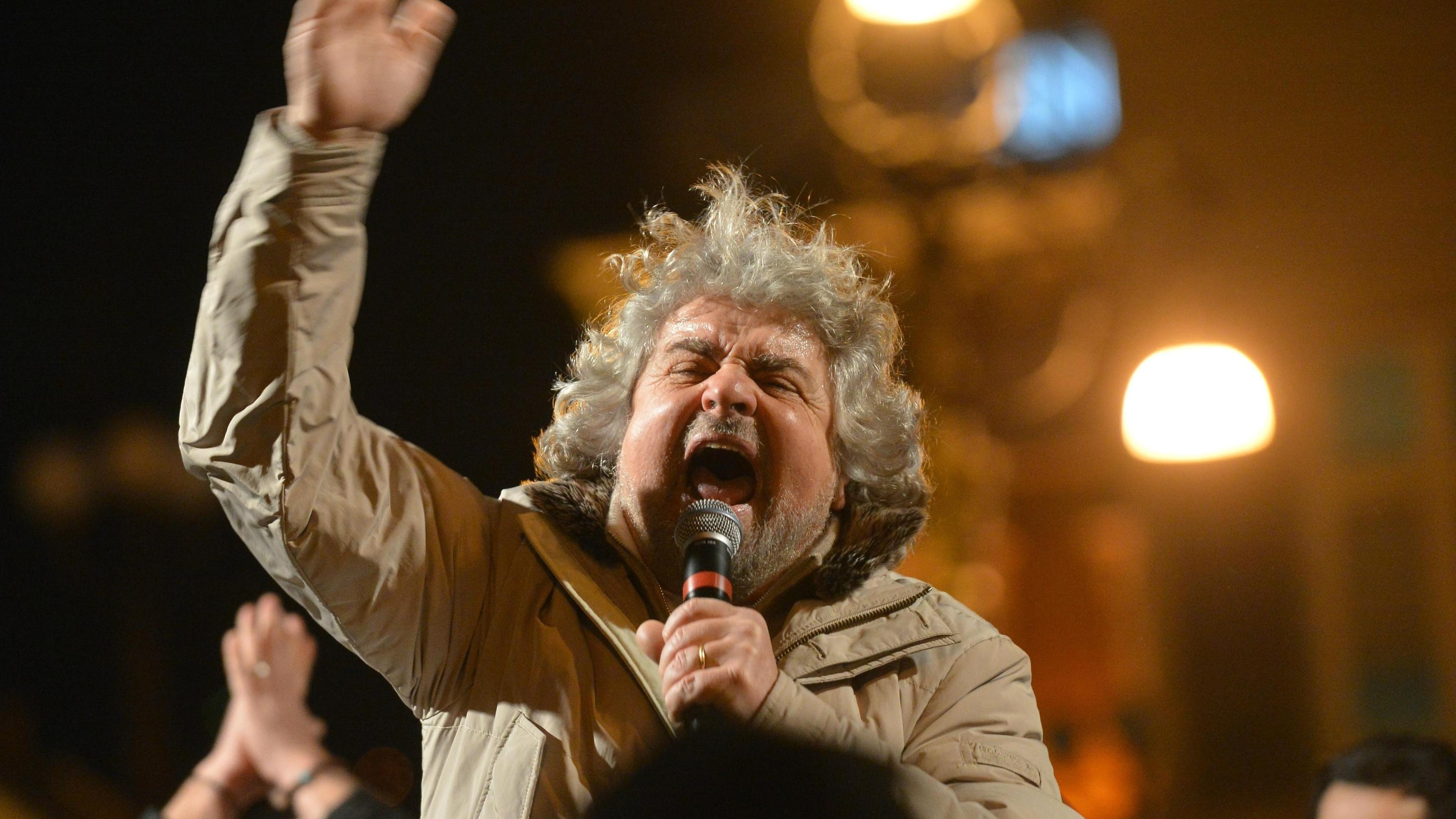 Grillo fugge dalle tv per nascondere le contraddizioni: una strategia antidemocratica