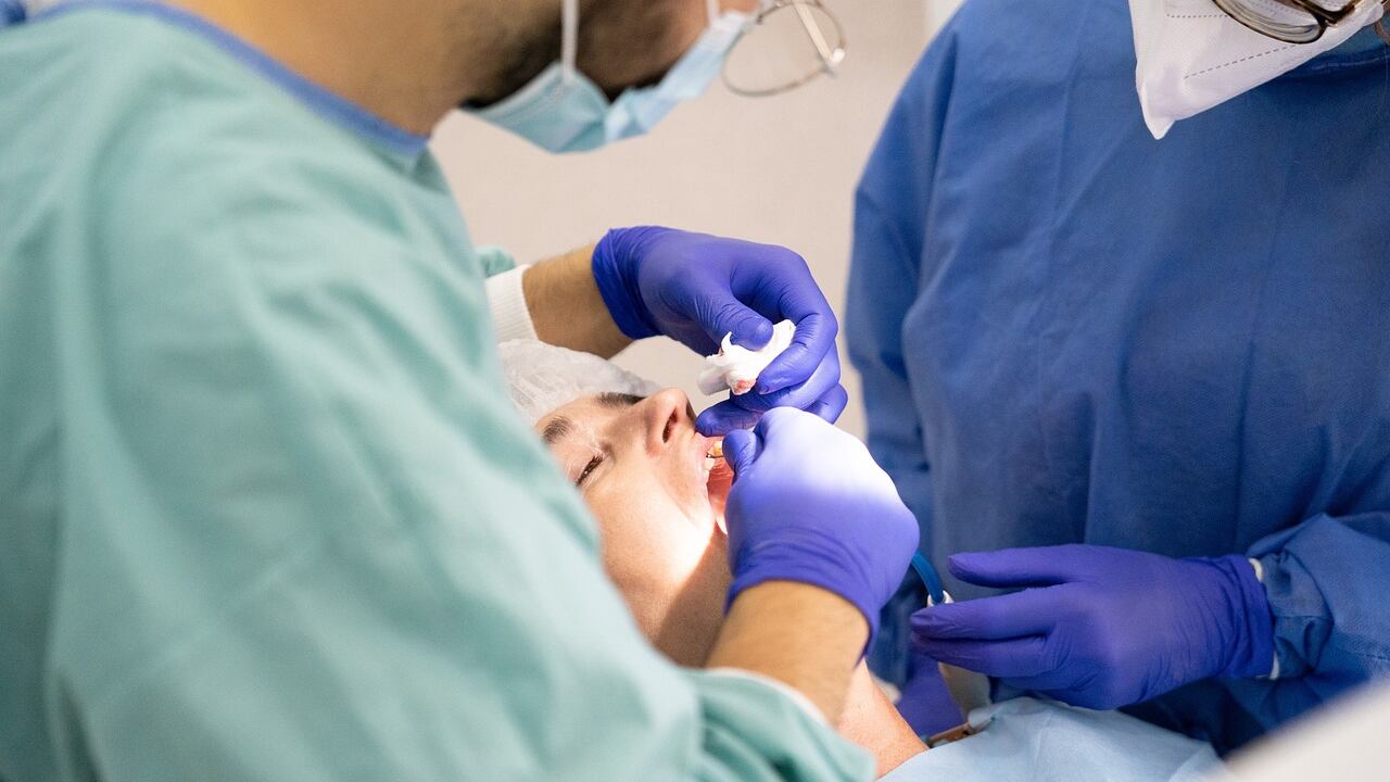 Una gengivite o un tumore della bocca? L'esperto spiega come distinguerli
