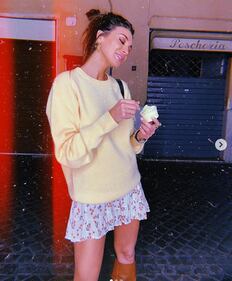 Cristina Buccino sexy in barca 10