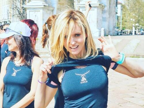 Finge di essere Franco Trentalance e ricatta Justine Mattera: rischia un anno di carcere