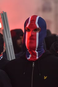 Tifosi del Psg in piazza Duomo a Milano prima della gara col Milan 4
