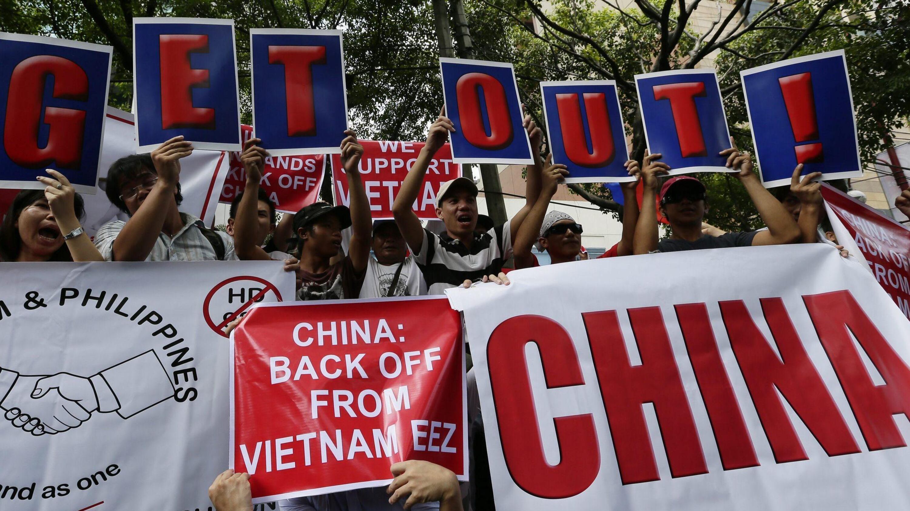 Cina e Vietnam allo scontro su petrolio e confini