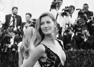 Gisele Bundchen sexy in costume 33