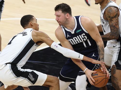 Wembanyama contro Holmgren, chi sarà il futuro della Nba?