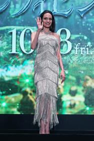 Angelina Jolie per la premiere di "Maleficent" 7