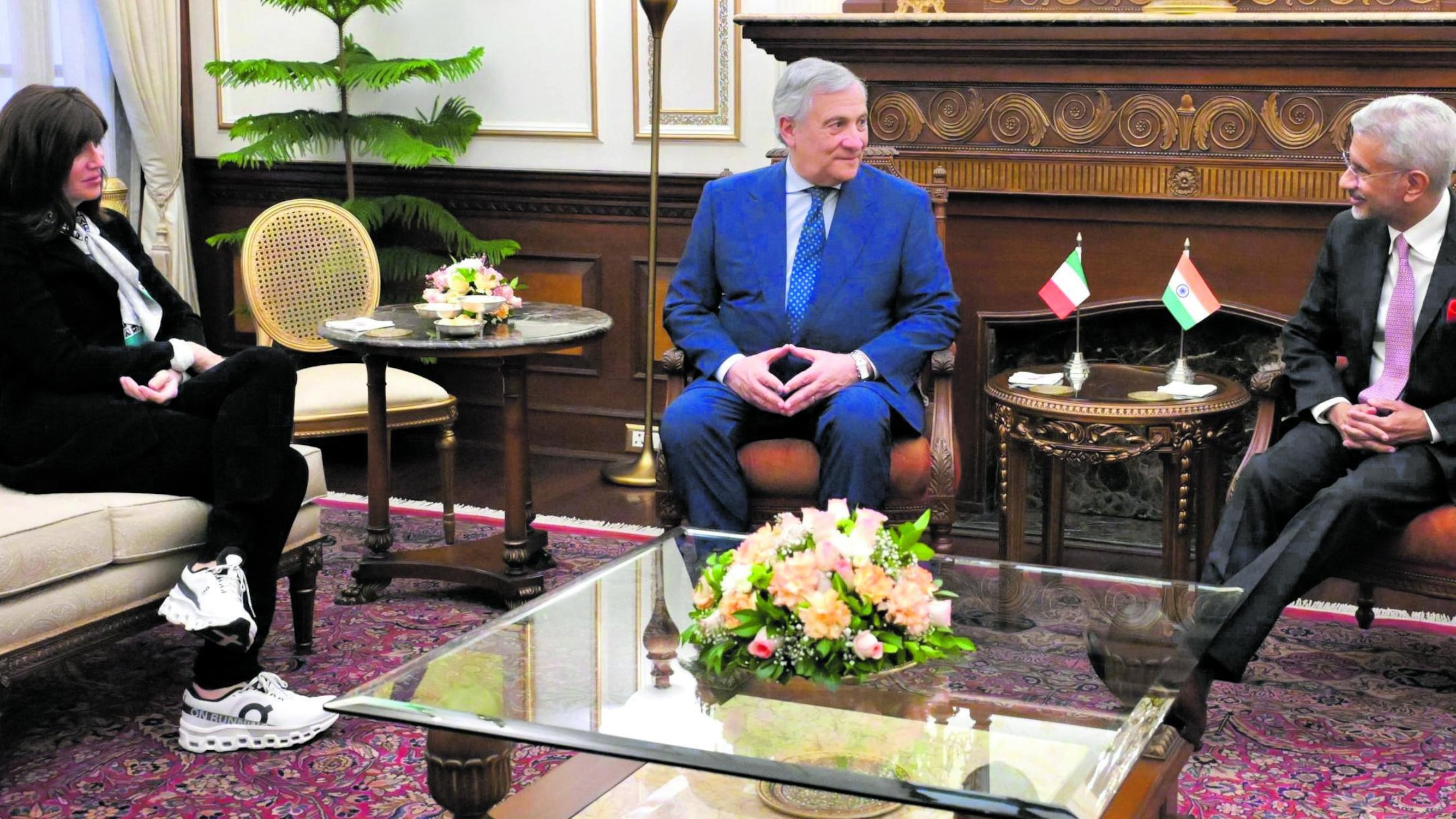 Missione anti-dazi: Tajani in India consolida la "via del Cotone"