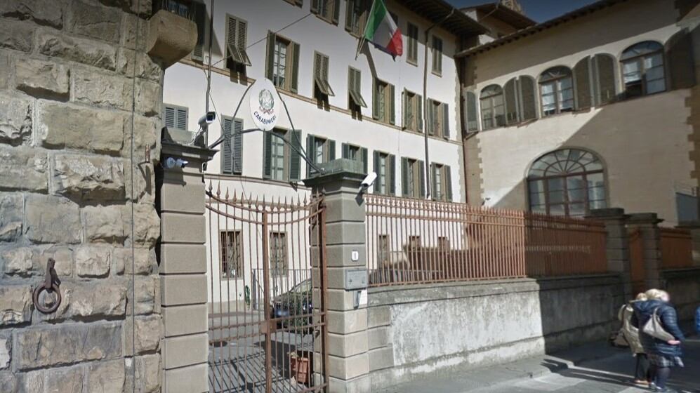 "Con una mano mi tappava la bocca, con l'altra mi riempiva di pugni". Così lo straniero ha provato a stuprarla