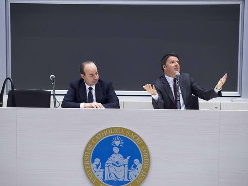 La telefonata di Renzi al rettore: "Invitami a parlare in Cattolica"