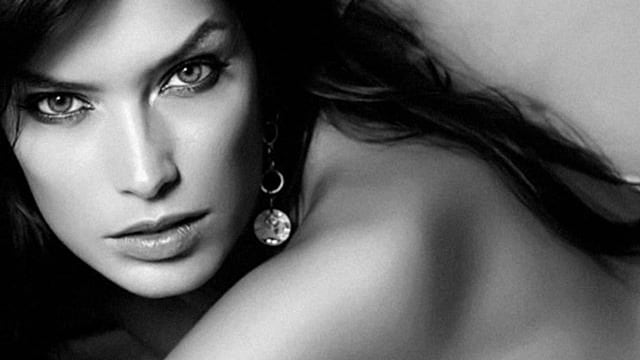 Confessione hot di Fernanda Lessa "Vi dico tutto, ho baciato una donna"