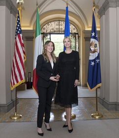 Ivanka incontra Boschi per parlare di parità di genere e violenza sulle donne 4