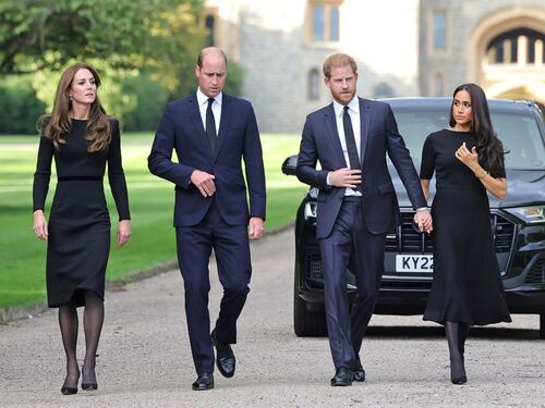 "Non lo vuole alla sua incoronazione". L’ira di William su Harry