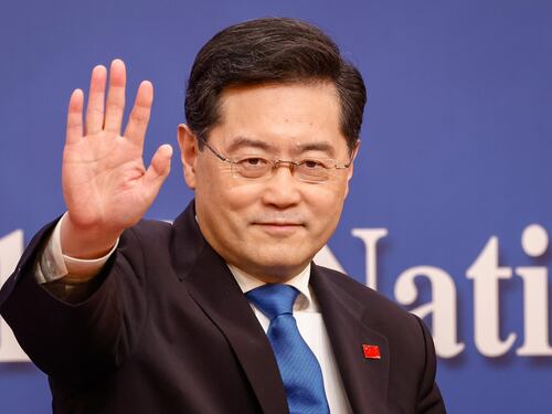 Pace e sanzioni da evitare, la Cina in missione