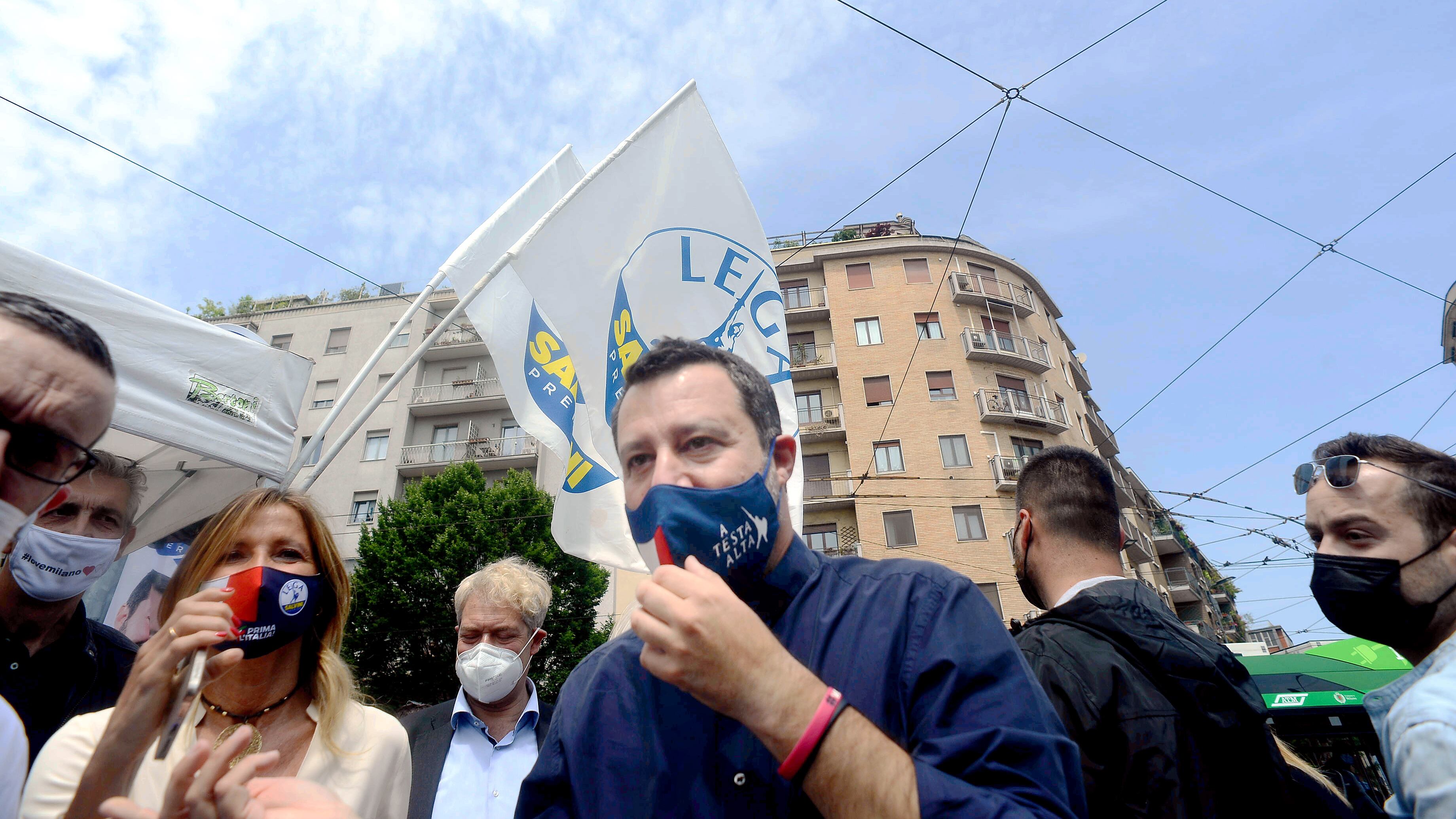 San Matteo da Pontida, Napoli e la Rai: quindi, oggi...