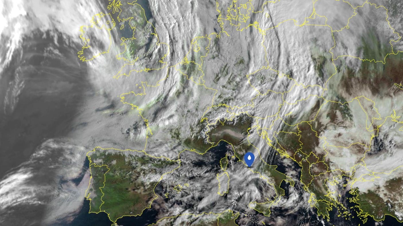 Meteo, cambia tutto: in arrivo piogge e nevicate di forte intensità