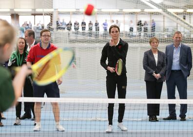 Kate Middleton, primi accenni di pancione 17