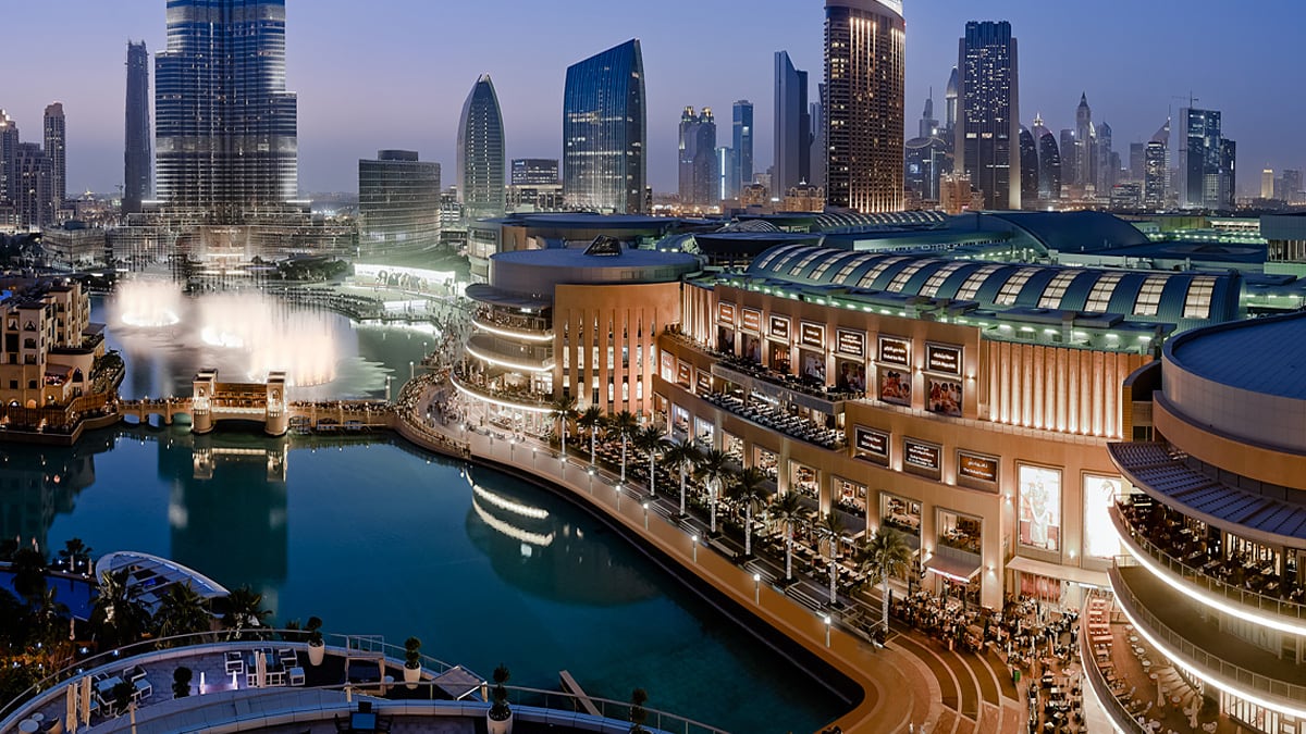 Dubai non vuol più imitare l'Occidente e cancella l'inglese in strade e quartieri