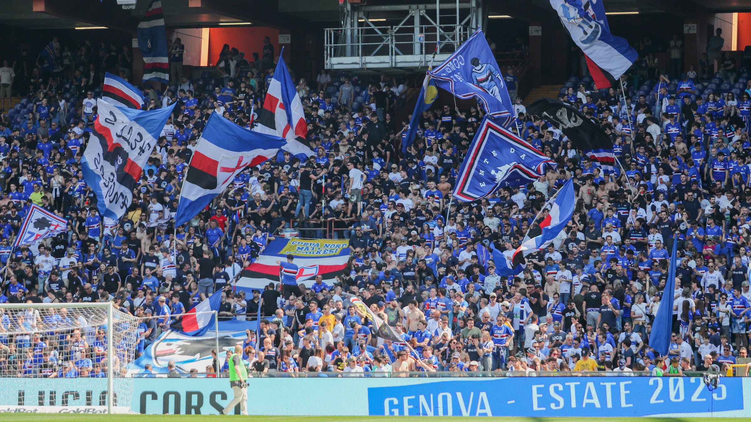 Sampdoria, i tifosi del Genoa acquistano in massa biglietti con nomi falsi. Ecco perché
