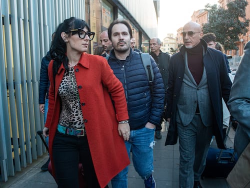 Sempio, cimici in casa, i dubbi su Lovati in tv e la paura di inchieste: “Torneranno da me”