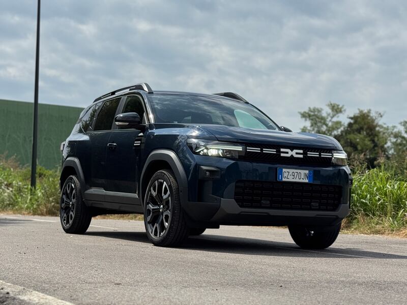 Dacia Bigster Hybrid: guarda la gallery del nuovo SUV ibrido full 11