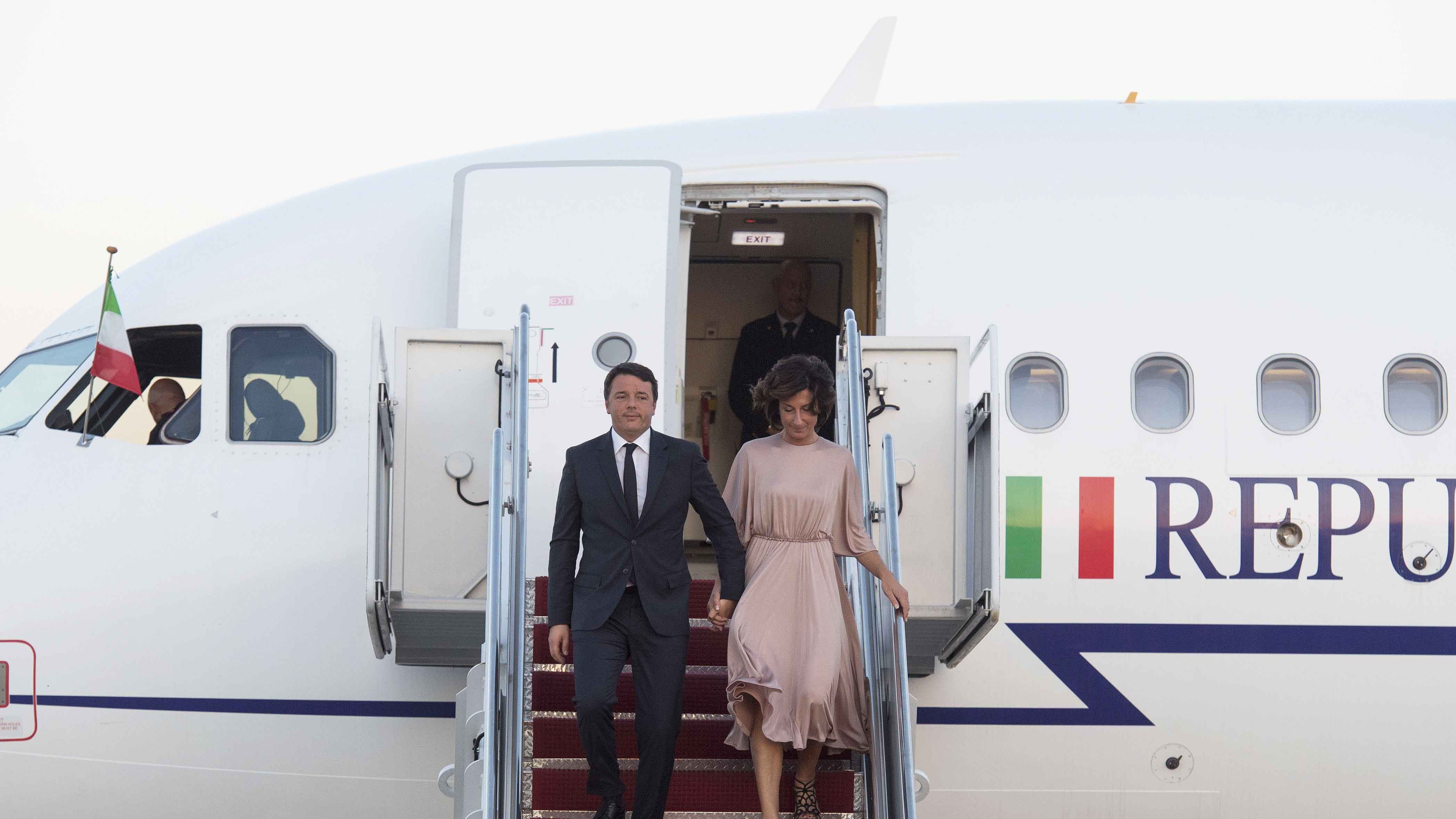 Renzi e i suoi segreti: "Quella scenata a tavola che imbarazzò Agnese"