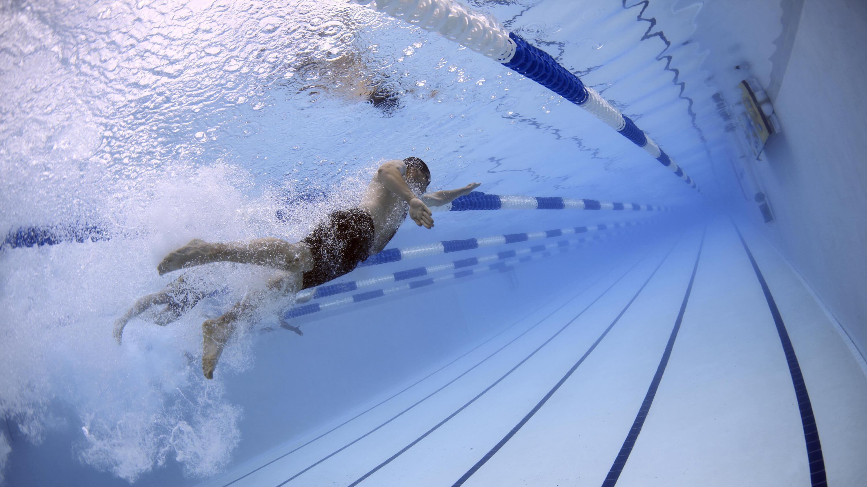 "Piscine chiuse? Una follia"